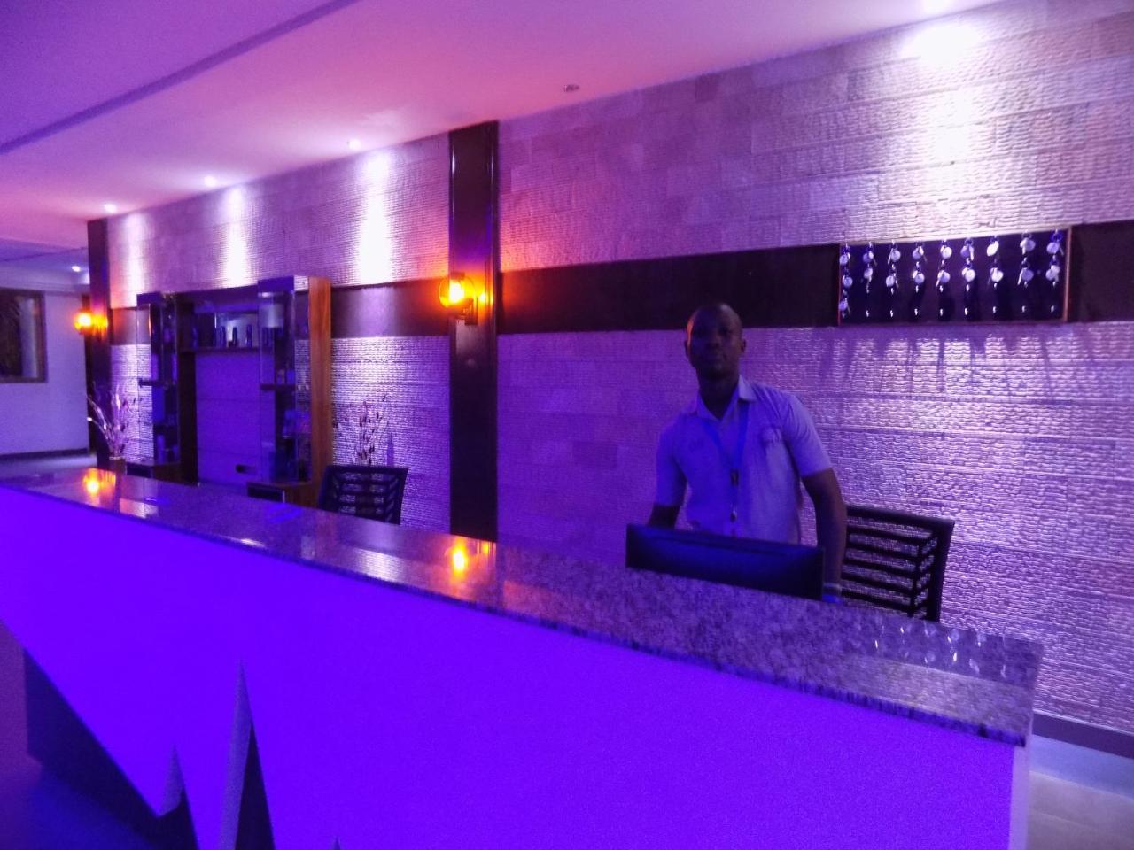 Freedom City Hotel Najjanankumbi Kamapala Kampala Exteriér fotografie