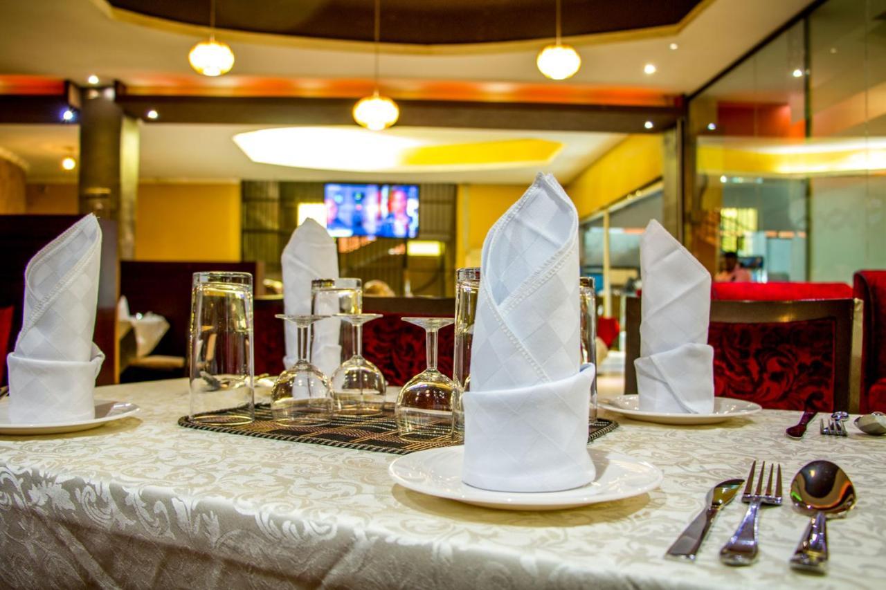 Freedom City Hotel Najjanankumbi Kamapala Kampala Exteriér fotografie