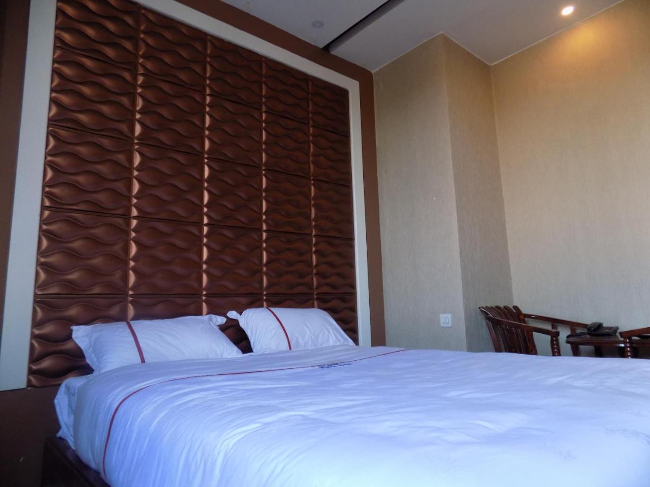 Freedom City Hotel Najjanankumbi Kamapala Kampala Exteriér fotografie
