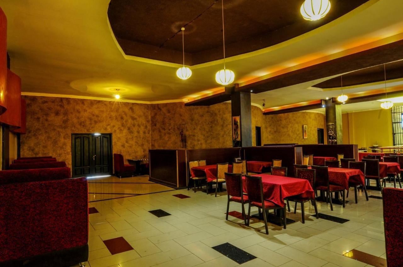 Freedom City Hotel Najjanankumbi Kamapala Kampala Exteriér fotografie
