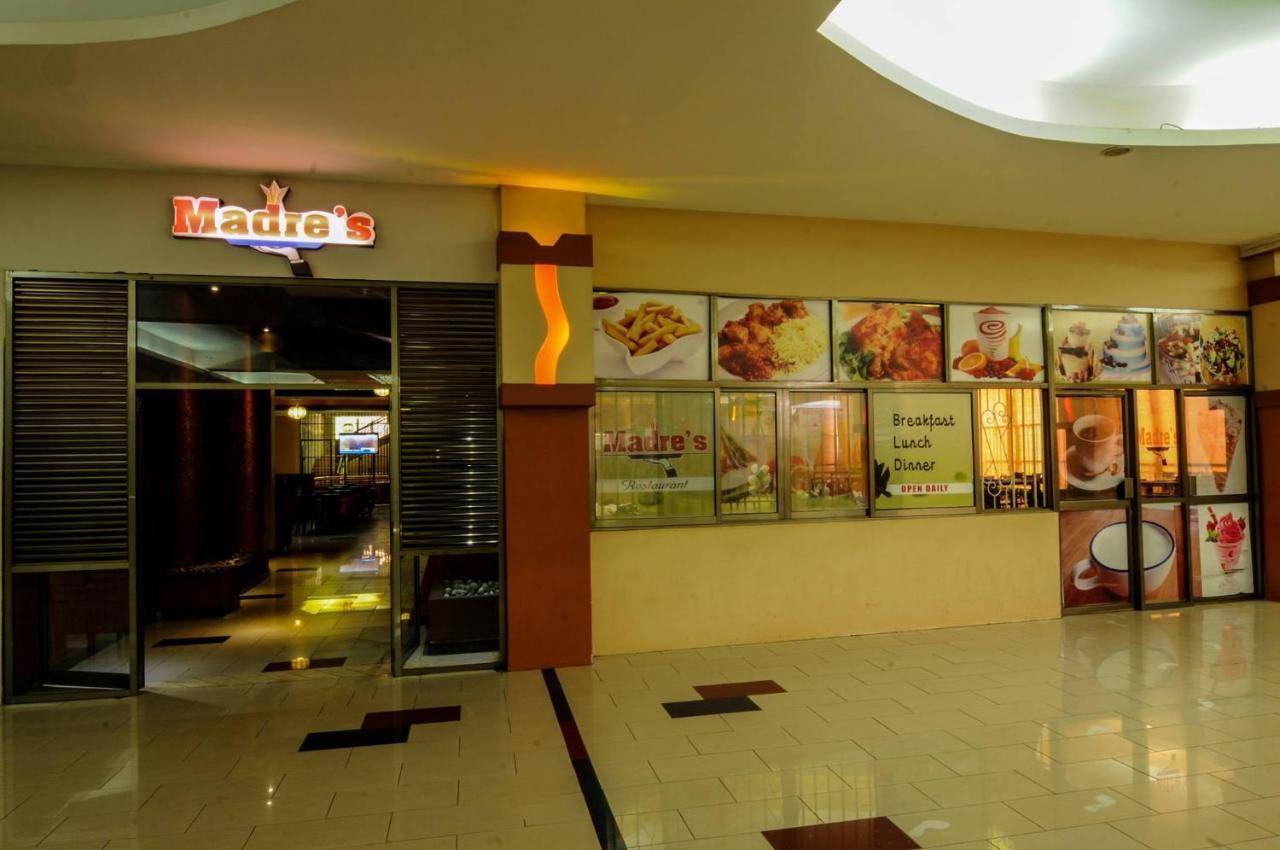 Freedom City Hotel Najjanankumbi Kamapala Kampala Exteriér fotografie