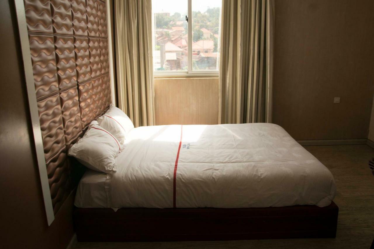 Freedom City Hotel Najjanankumbi Kamapala Kampala Exteriér fotografie